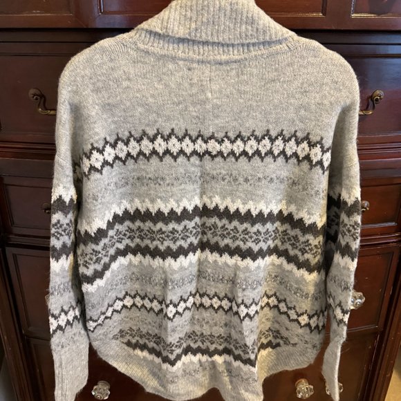 Loft Cowl Neck Pullover Gray Sweater - Size MP - Picture 2 of 7